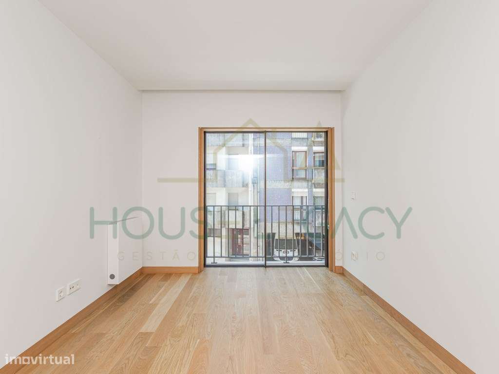 Apartamento T2 na Baixa - Rua de Camões-22