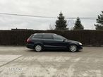 Volkswagen Passat 2.0 TDI DPF Sportline - 8