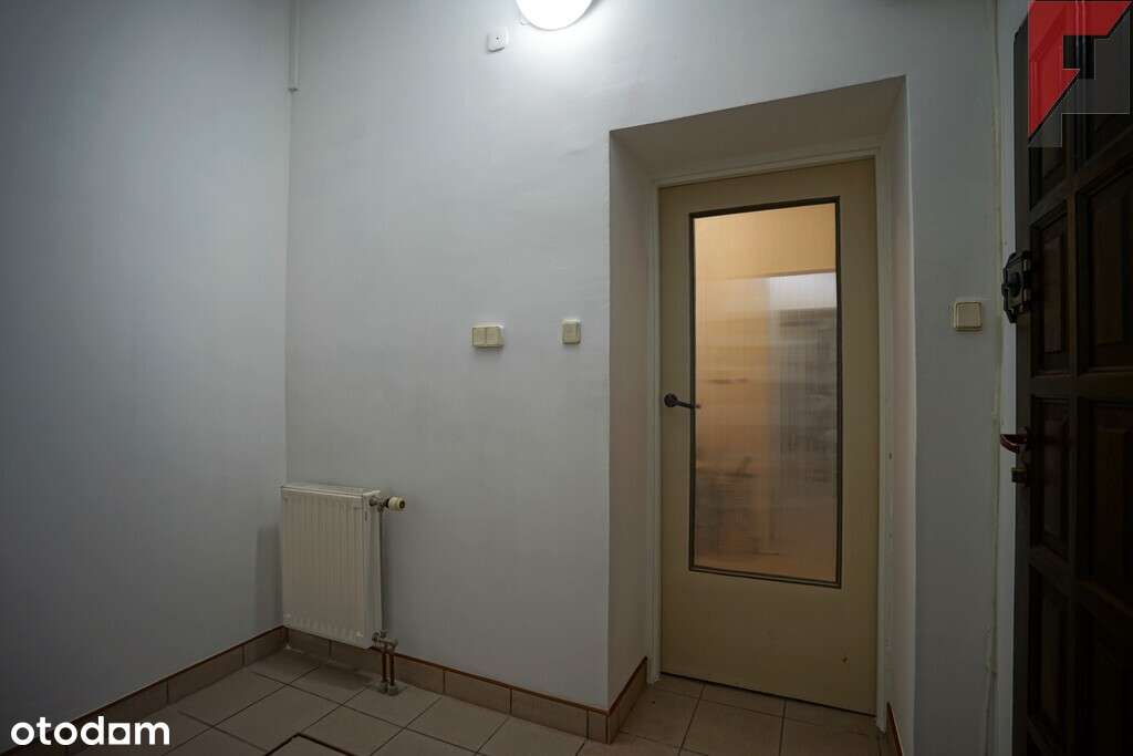 Piętrowy dom w  zabudowie szeregowej-11