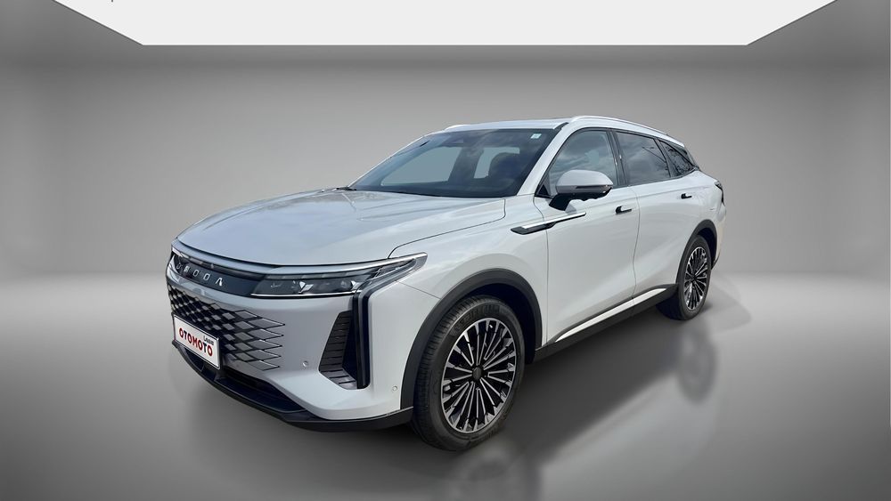 Omoda 9 1.5 Super Hybrid Exclusive AWD 2025