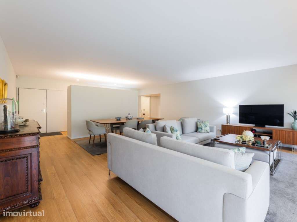 Oferta da Escritura. Moradia individual térrea T4+escritório, em Sã... - Grande imagem: 5/53