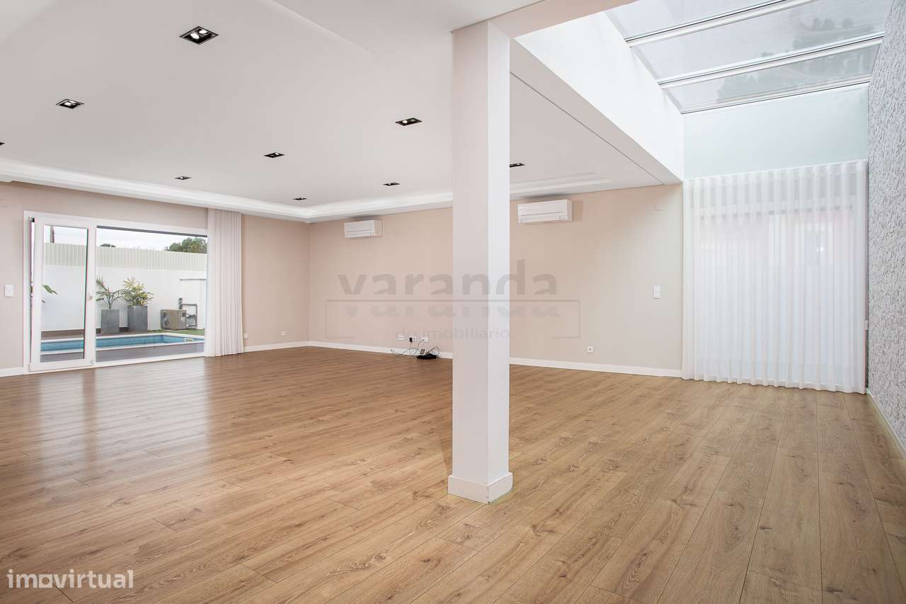Moradia T4 Térrea, com piscina – Vila Nogueira de Azeitão-6