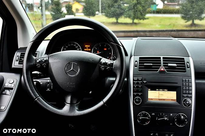 Mercedes-Benz Klasa A 160 BlueEFFICIENCY Avantgarde - 16