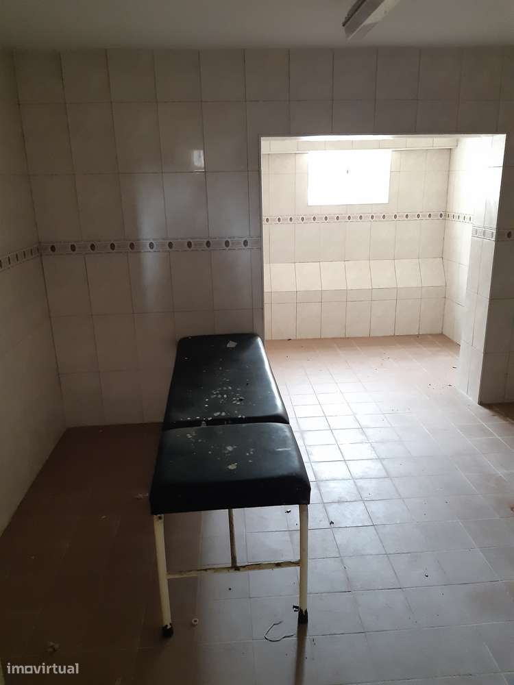 Armazém, Loja, Escritórios, Fabrico e Log. - Lic. Indústria e Comércio-28