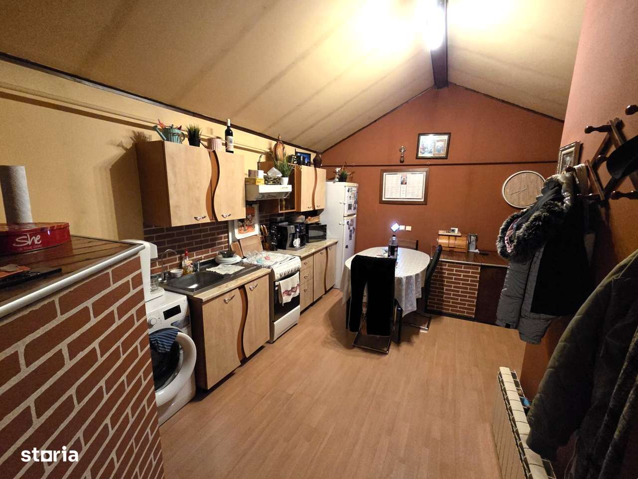 Vanzare vila P+M Ostrov/Pantelimon, langa Lacul Fundeni, teren 250 mp-9