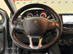 Peugeot 208 1.2 PureTech Signature - 14