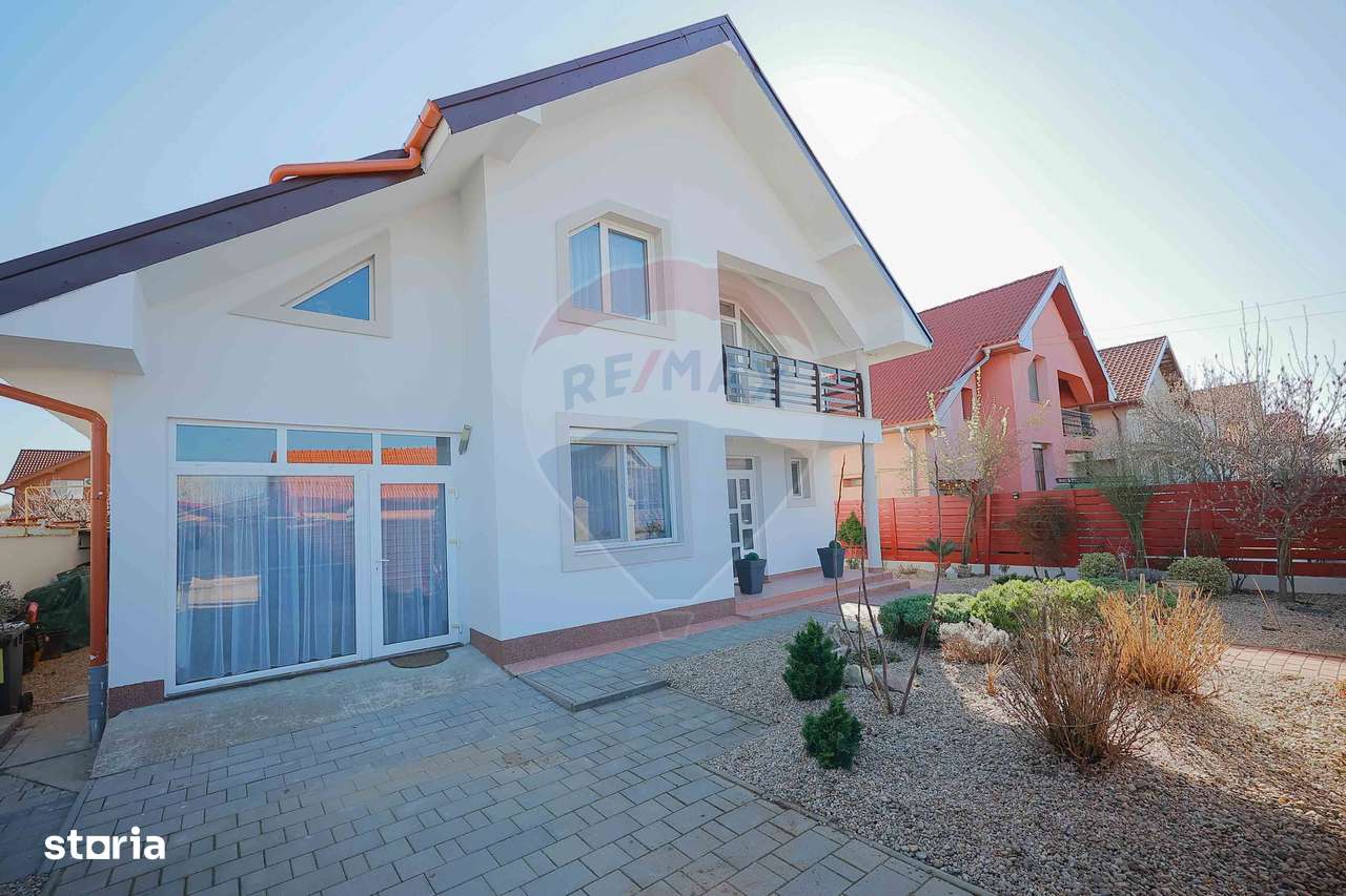 Casă cu 5 camere de vânzare în zona Episcopia Bihorului - Imagine principală: 1/20