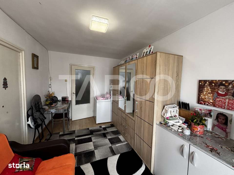 Apartament de vanzare 2 camere 36mp utili zona Tiglari - Imagine principală: 3/8