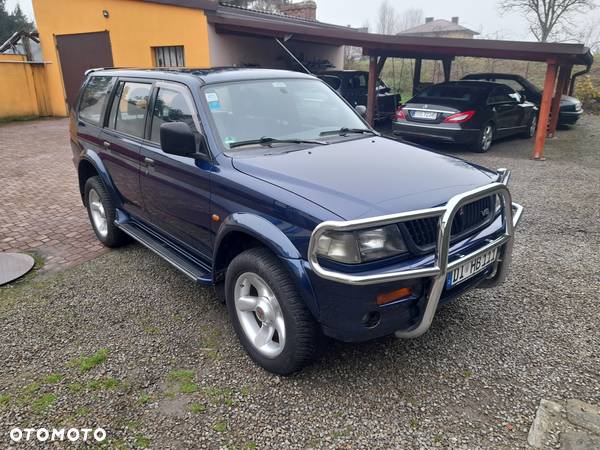 Mitsubishi Pajero Sport 3.0 V6 - 6