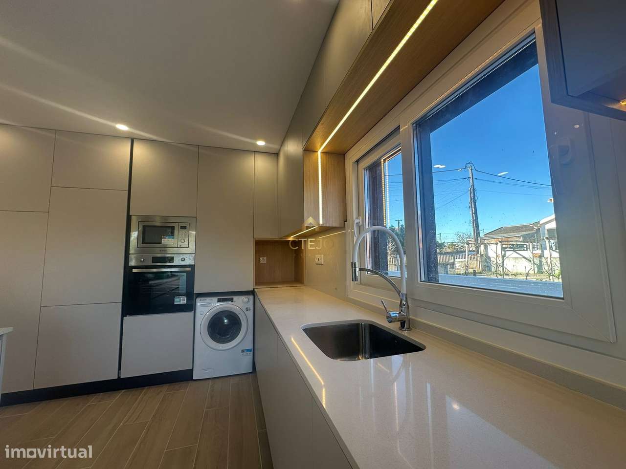 NOVA CONSTRUÇÃO  MORADIA   ISOLADA  T4  MOITA   SETUBAL - Grande imagem: 2/39