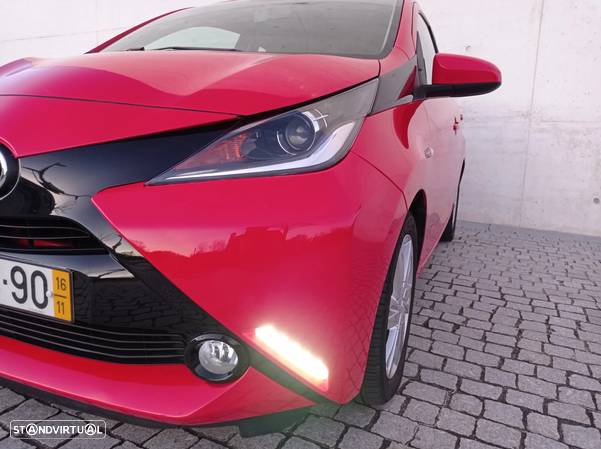 Toyota Aygo 1.0 X-Play Plus+X-Touch MM - 8