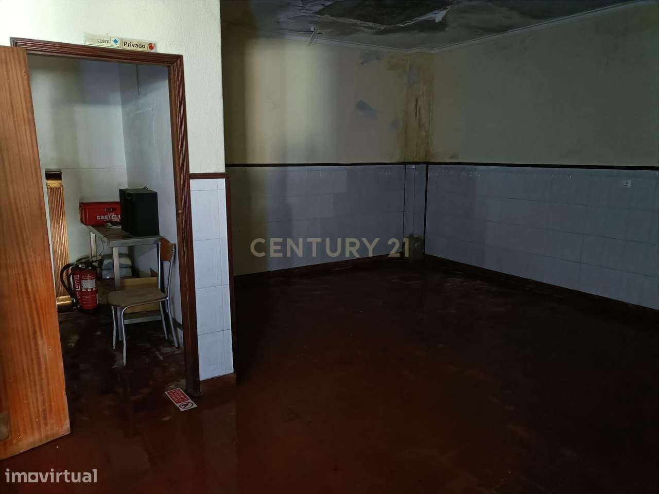 Espaço Comercial na Rua Passos Manuel, Alhandra - Grande imagem: 5/23