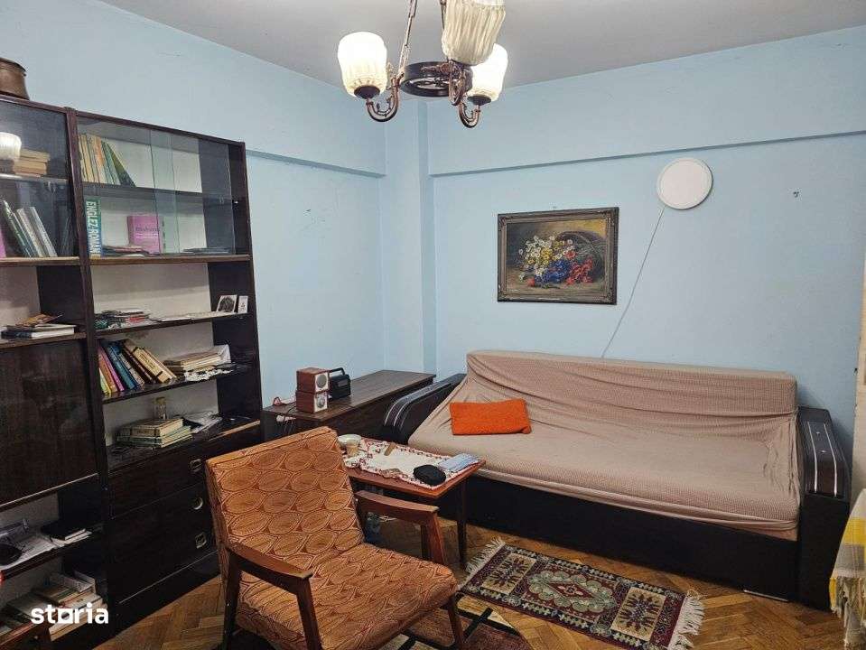 - Apartament 2 camere, confort 1 decomandat, Zona Centrala.-1