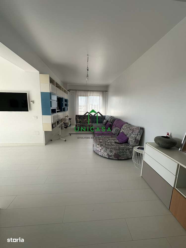 Apartament 4 camere - tip Penthouse - Zona 1 Mai-6