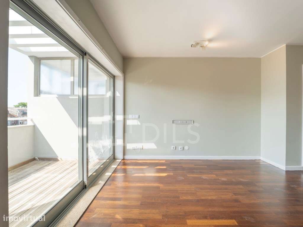 Apartamento T3 com varandas, na Foz do Douro, Porto - Grande imagem: 1/17