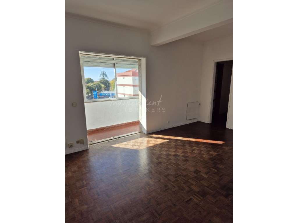 Apartamento T3 com vista esplendorosa-10