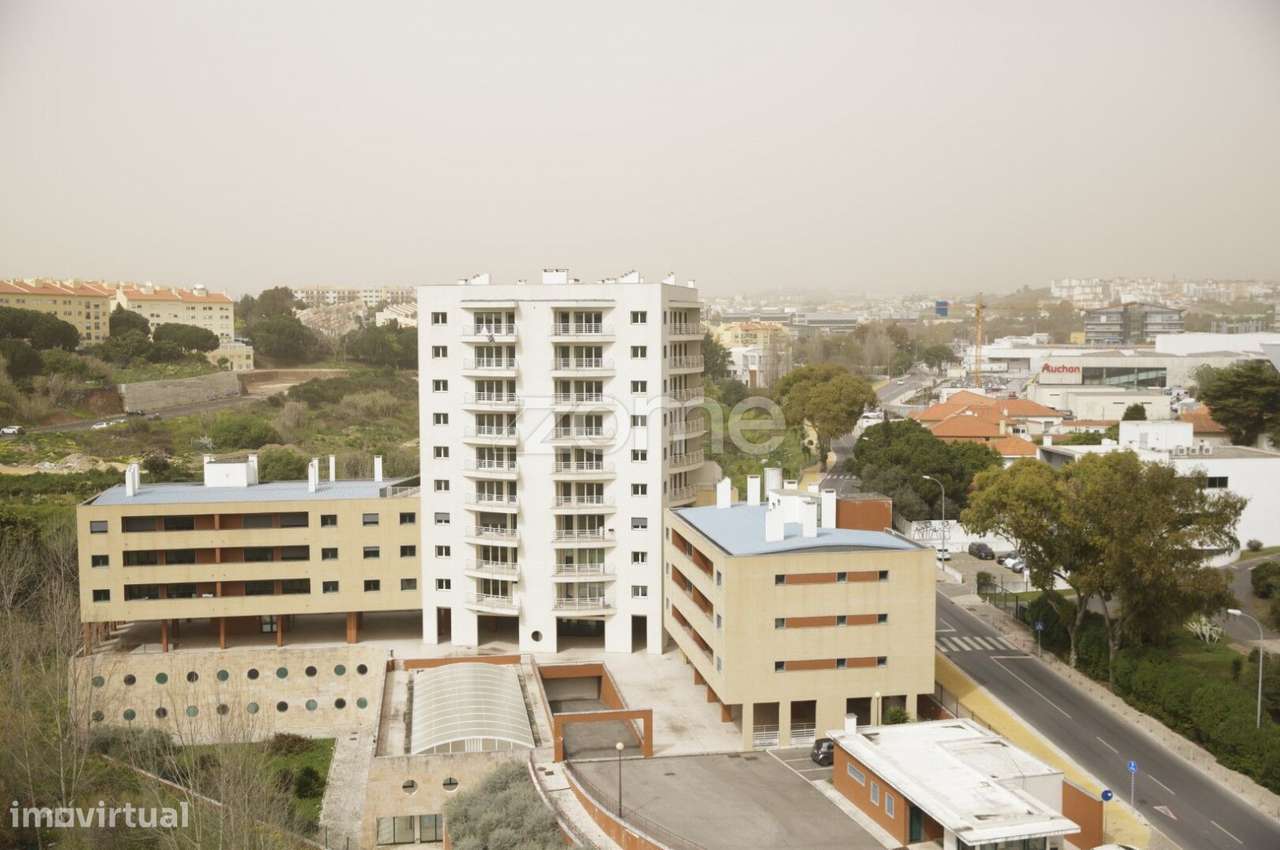 Apartamento T3 Paço de Arcos, varanda, vista mar e garagem - Grande imagem: 4/33