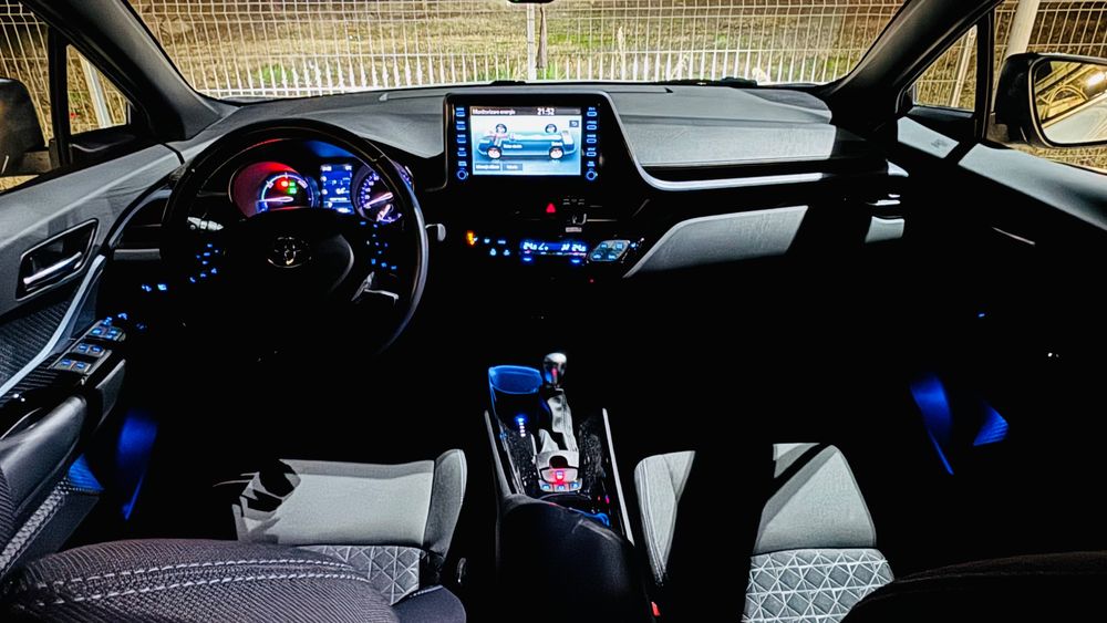 Toyota C-HR 1.8 HSD 122 CP 4x2 CVT C-ult Style 2020