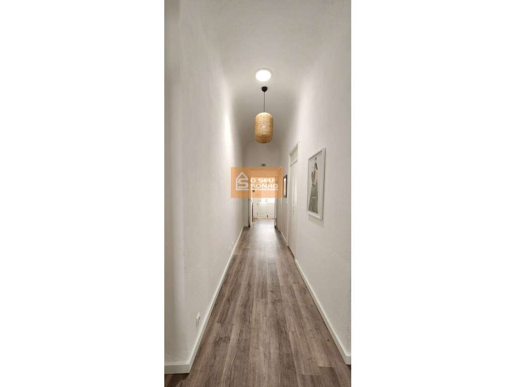 Moradia Térrea Tradicional com Terraço no Centro Histórico de São B...-7