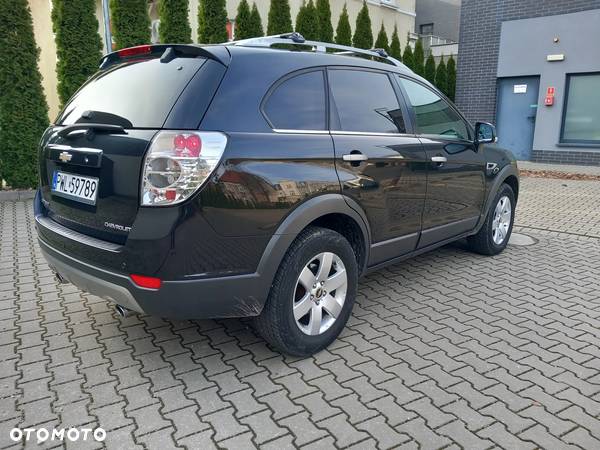 Chevrolet Captiva 2.2 d LTZ - 6