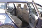 VW Golf Variant 1.6 TDi Confortline - 23