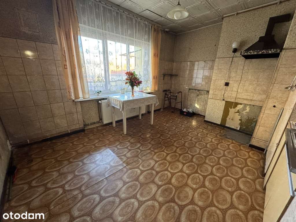 Duży salon, balkon, centrum, ogrzewanie gazowe-3