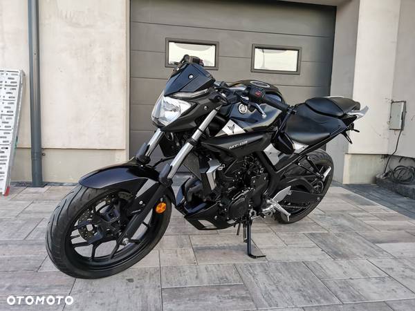 Yamaha MT - 5