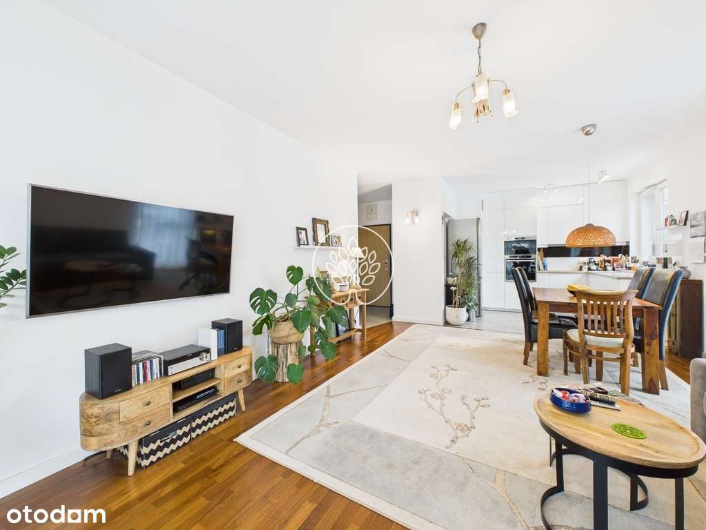 Świetny rozkład / Duży balkon / Dwustronne-4