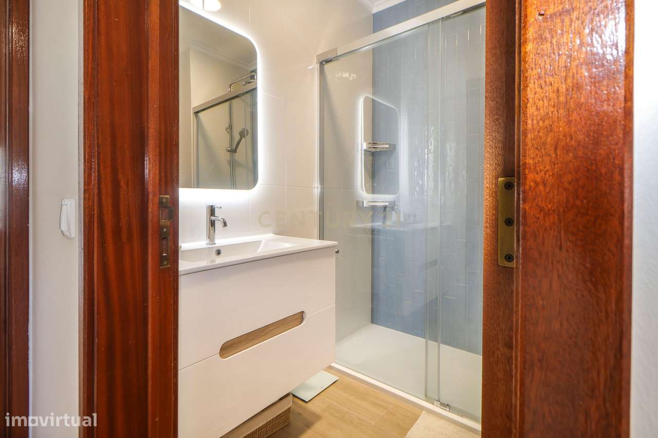 T3 Remodelado em 2024 | Pronto a Habitar | Vendas Novas-23