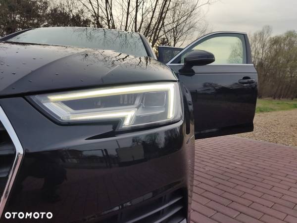 Audi A4 2.0 TDI Sport S tronic - 28