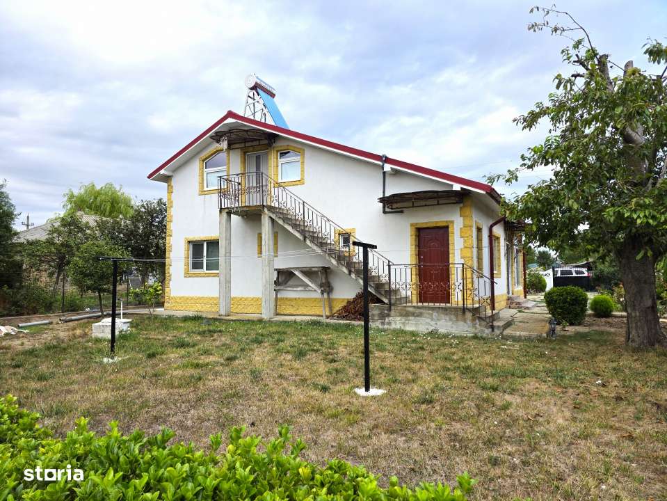 Casa cu 3 camere si garaj - teren 1180 MP - Oituz, jud. Constanta - Imagine principală: 2/19