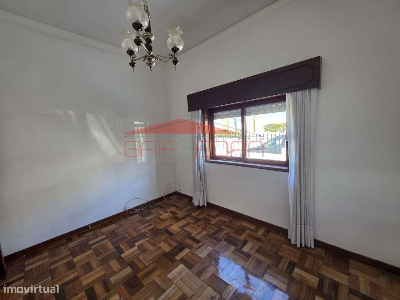 Moradia térrea ao preço dum T1 em Valadares-16