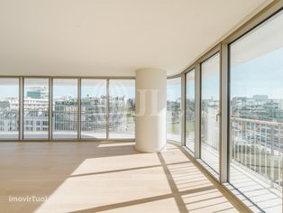 Apartamento T1 com varanda no Infinity Tower, em Lisboa