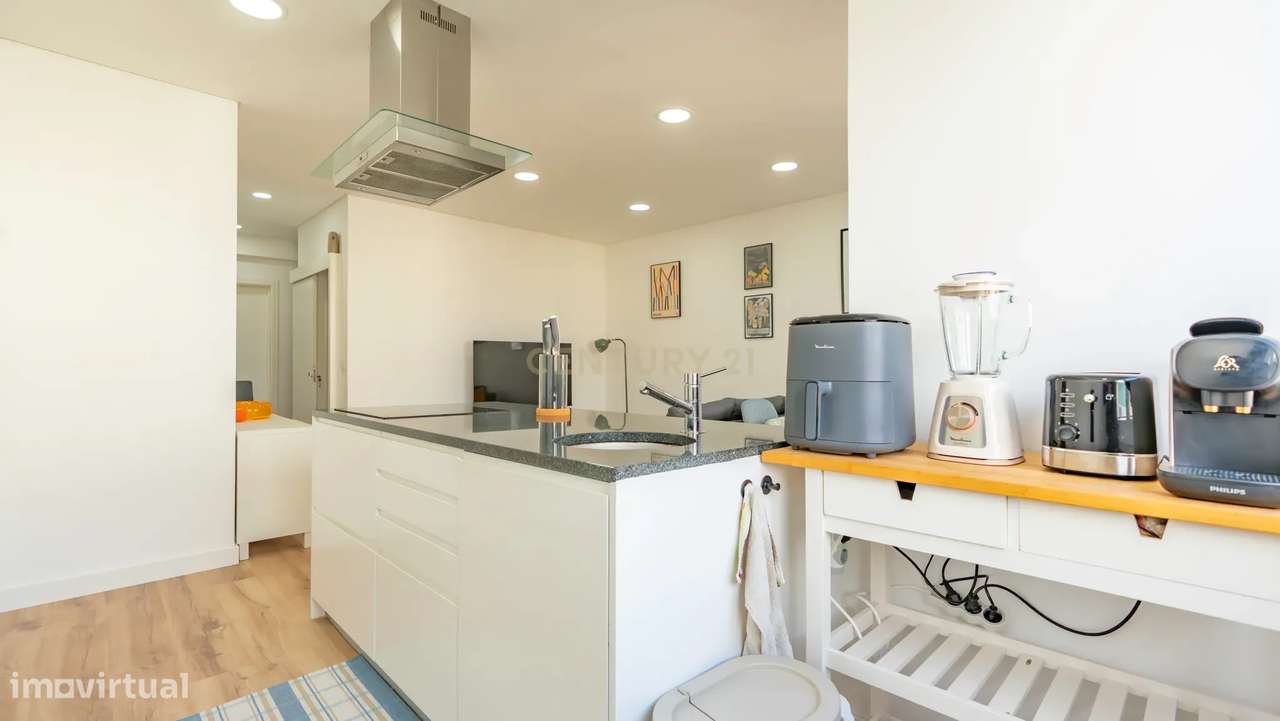 Apartamento Renovado em Vila Franca de Xira com Vista para o Rio - Grande imagem: 2/37