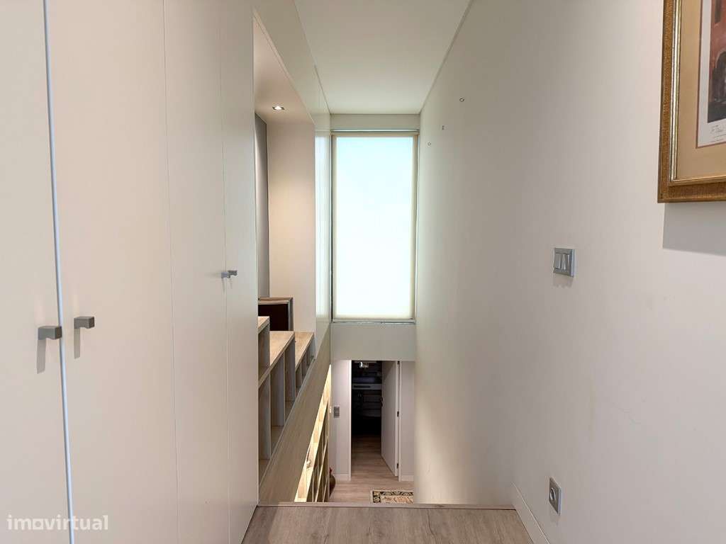 Moradia T4+1 moderna à venda em Picheleiros, Azeitão-22