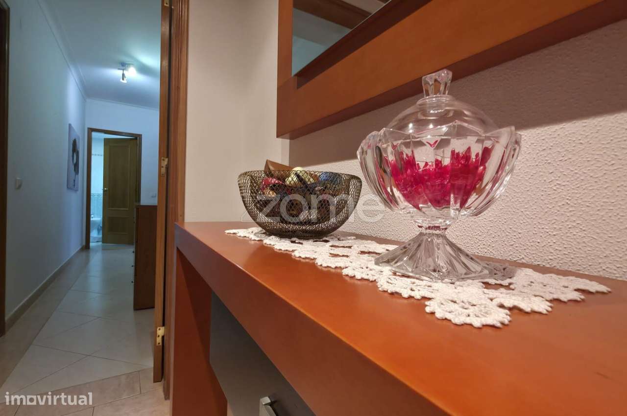 T2 com vista panorâmica e elevador na Quinta da Marialva - Grande imagem: 4/20