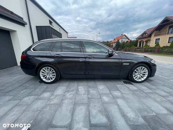 BMW Seria 5 530d xDrive Touring Sport-Aut Luxury Line - 3