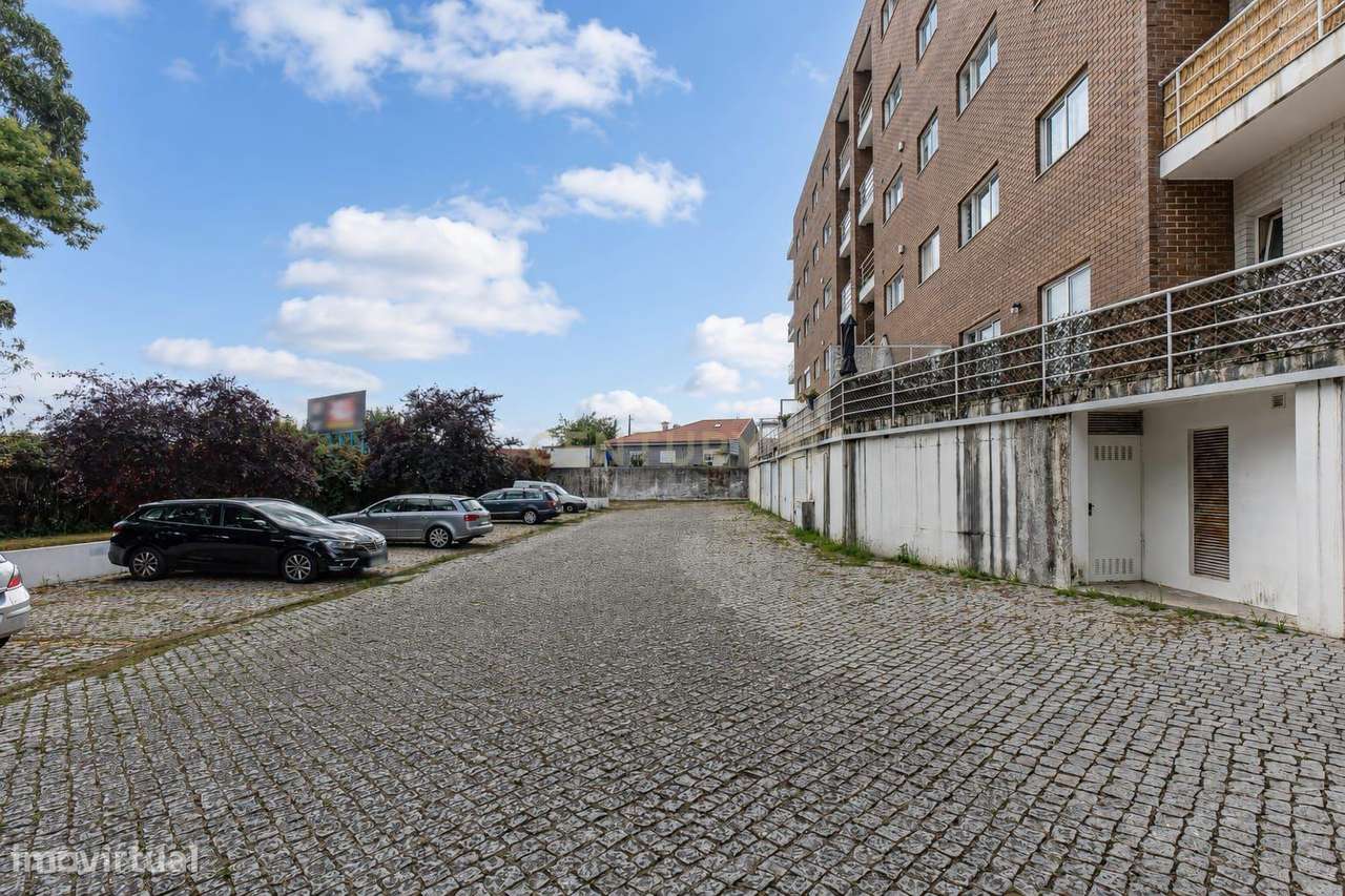 T2 EM ERMESINDE — 106 m², ÁREAS EXTRAORDINÁRIAS E QUALIDADE IMPECÁVEL-28