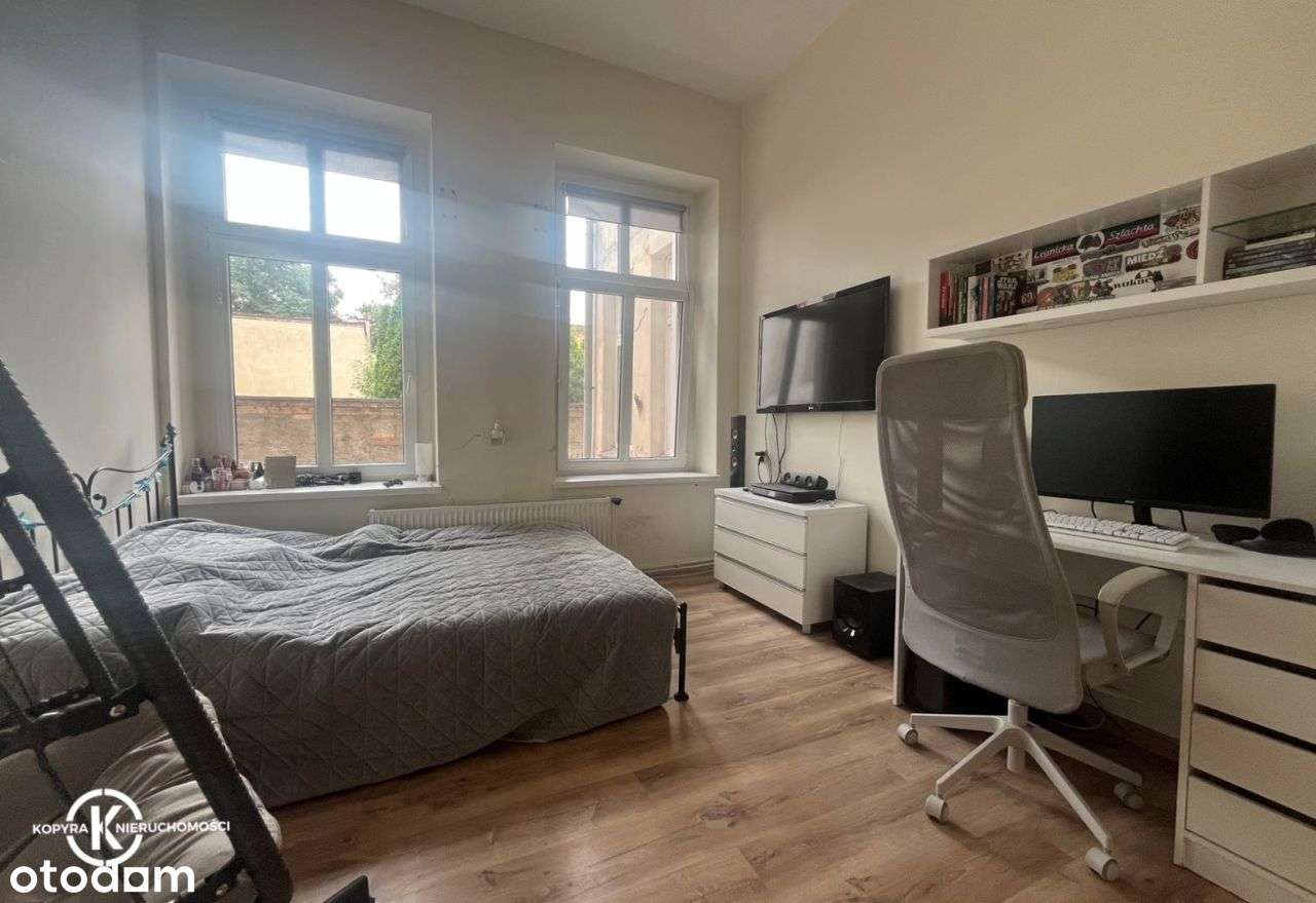 Na sprzedaż przestronne mieszkanie 5-pokojowe-8