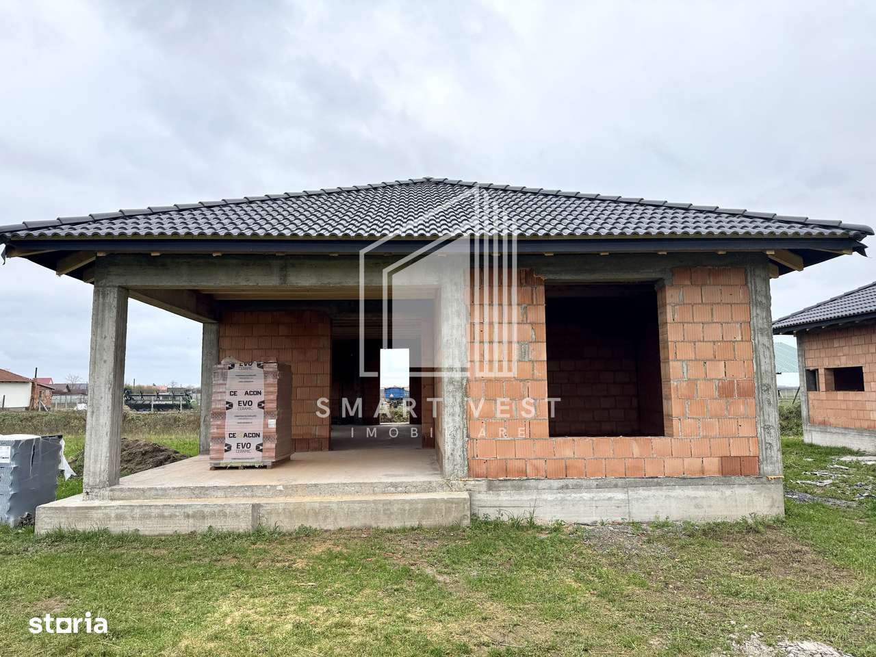 Casa in rosu tip mediteranean | 120 mp | Zona Vetis - Imagine principală: 2/15