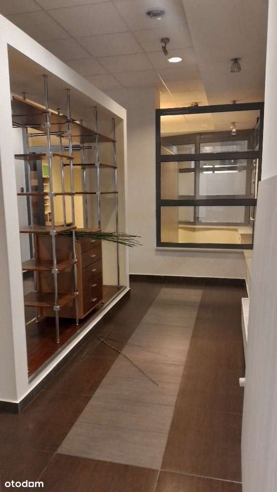 Sprzedam atrakcyjny lokal użytkowy-8