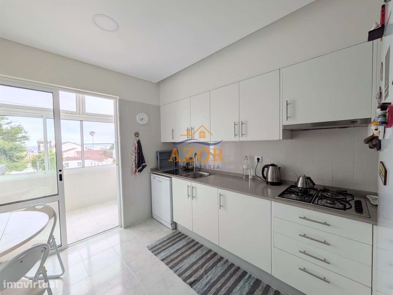 Apartamento T3 Venda em Ponta Delgada (São Sebastião),Ponta Delgada-3