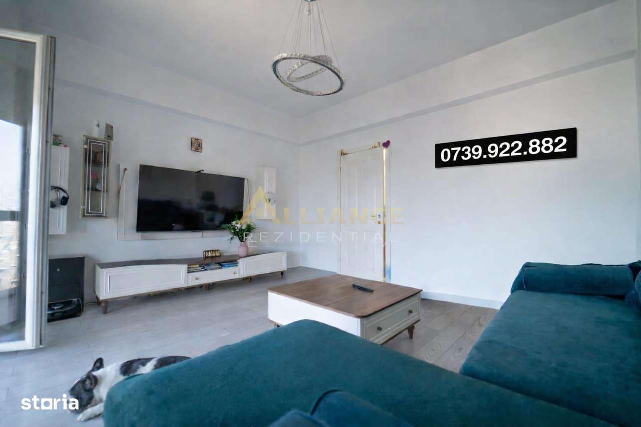 Apartament de vanzare, 2 camere decomandat, situat in Complexul Deco, pe strada Biruintei 93, bloc 1, etaj 4 din 6, cu doua lifturi, la doar 2 minute de statia de metrou Berceni