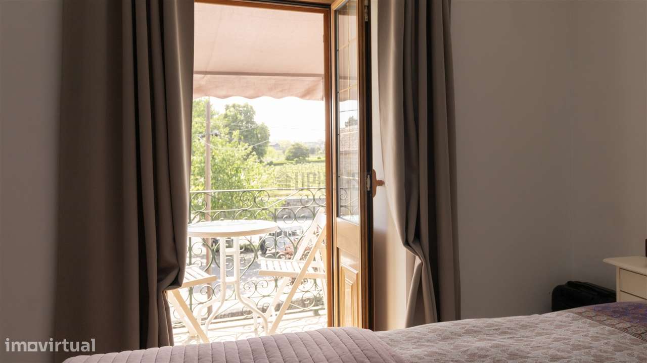 Moradia T3 Totalmente Reconstruída - Santar, Nelas-9