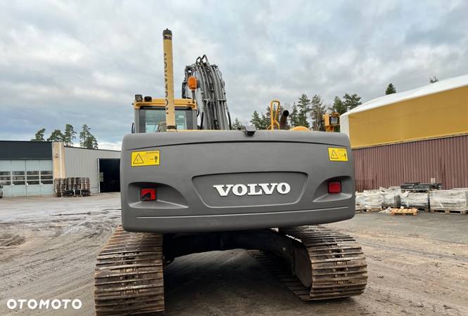 Volvo EC 210 CL - 5