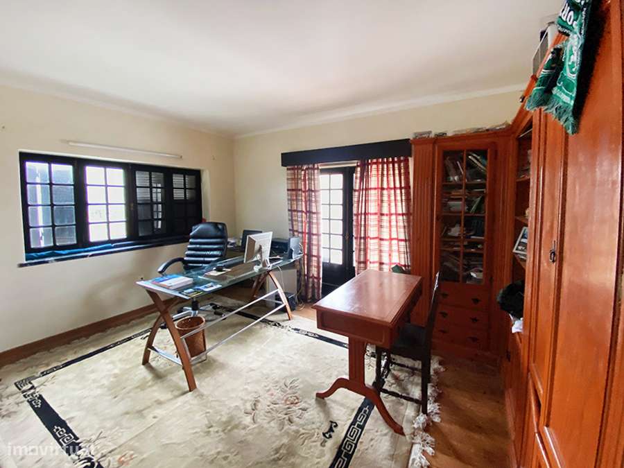 Grande moradia T5+1, piscina, jardim, garagem, sótão e anexo, Peniche-12