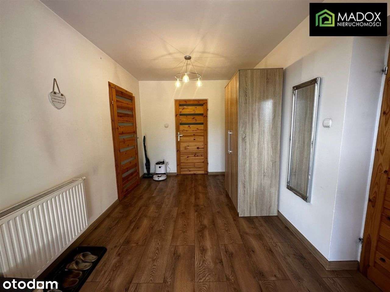 Dom z dużym potencjałem, Dźbów.-1