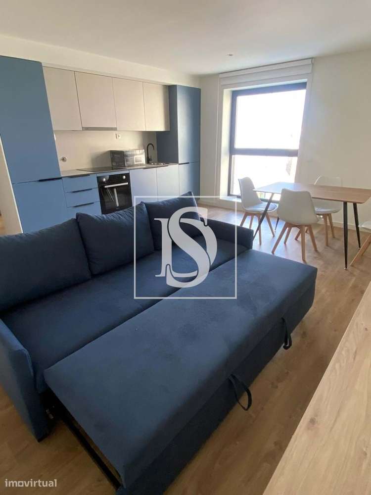 T1 no Porto, muito próximo ao hospital S. João e ao polo universitário - Grande imagem: 4/20