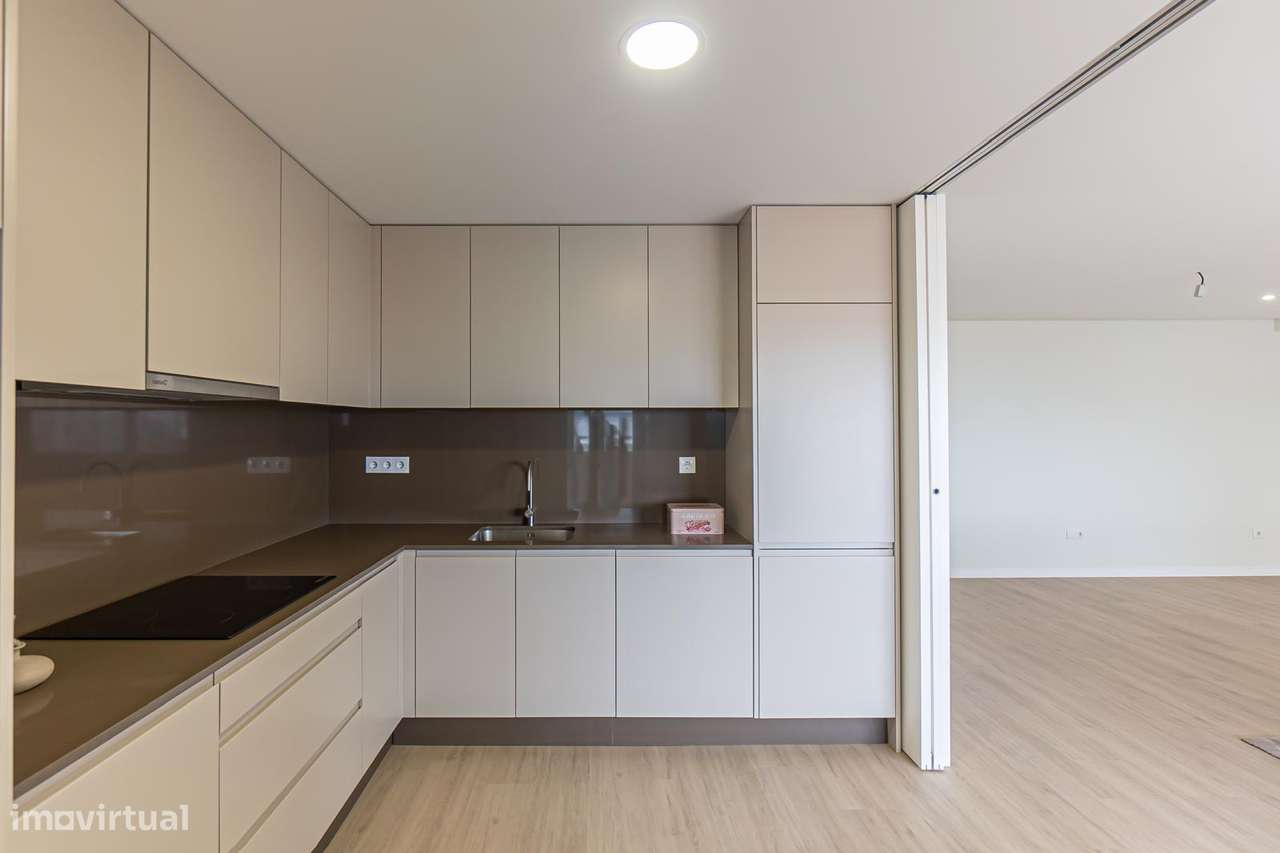 T3 Novo  152 m² , no Green Building, Vistas Porto e Rio Douro-7