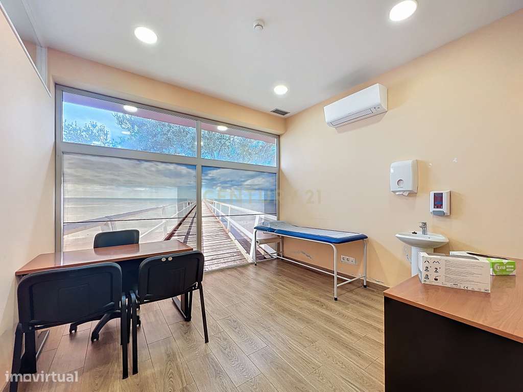 Oportunidade Única: Venda de Clínica em Pleno Funcionamento na Lagoa –-15